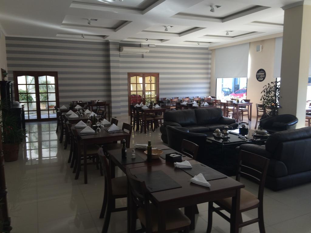 Hotel MAXIM Trinidad Buitenkant foto