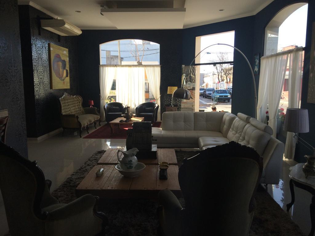 Hotel MAXIM Trinidad Buitenkant foto