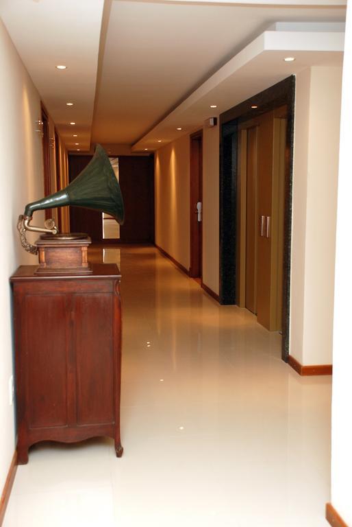 Hotel MAXIM Trinidad Buitenkant foto